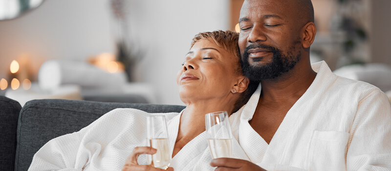 couple at a spa relaxing