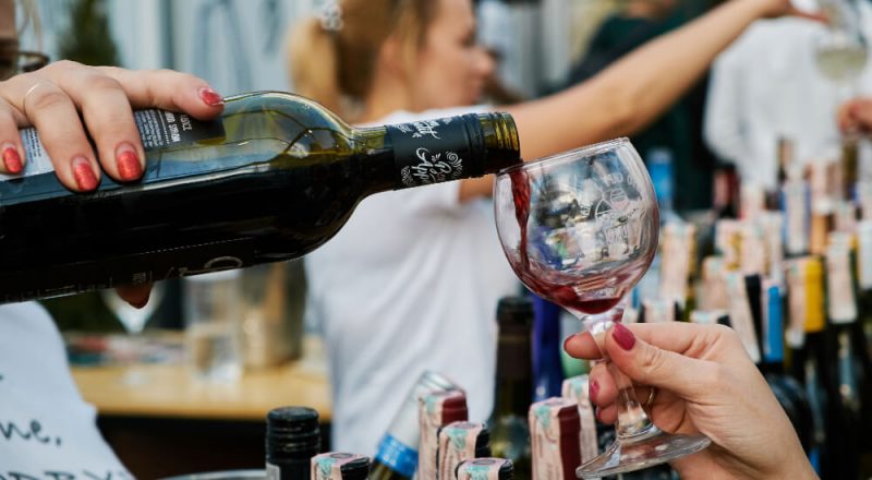 Untitled – 2024-03-29T101405.456 pouring wine into a glass